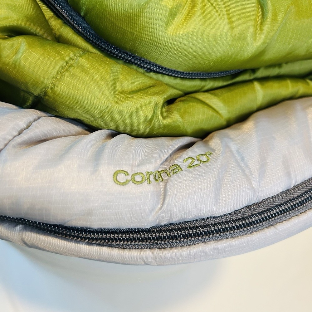 Kelty Sleeping Bag Corona Regular 20 Degree Right Zipper 34" x 80" Green Grey - Picture 5 of 16